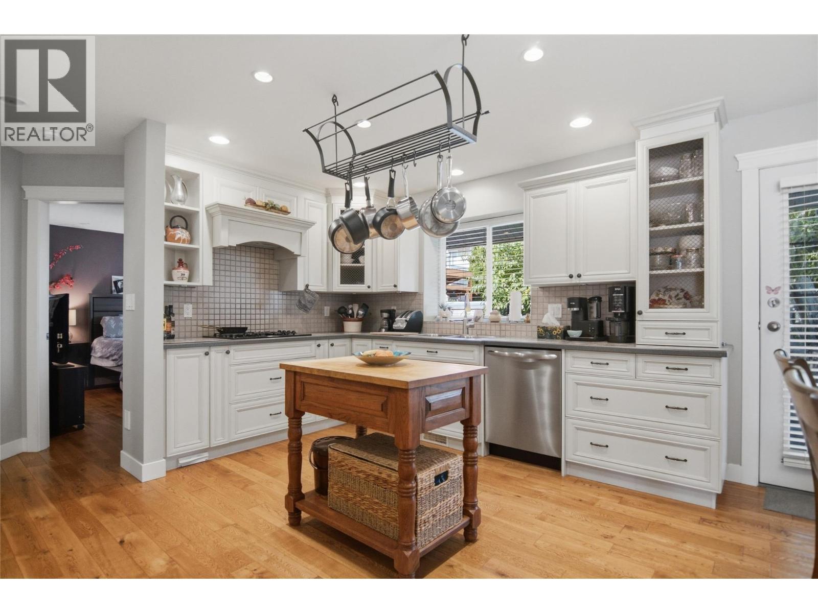 335 Cougar Road, Kamloops, BC
