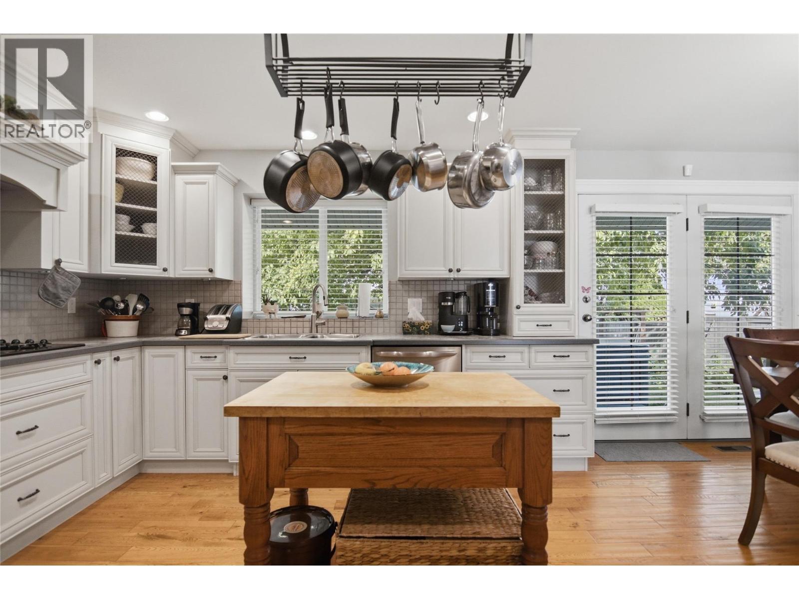 335 Cougar Road, Kamloops, BC