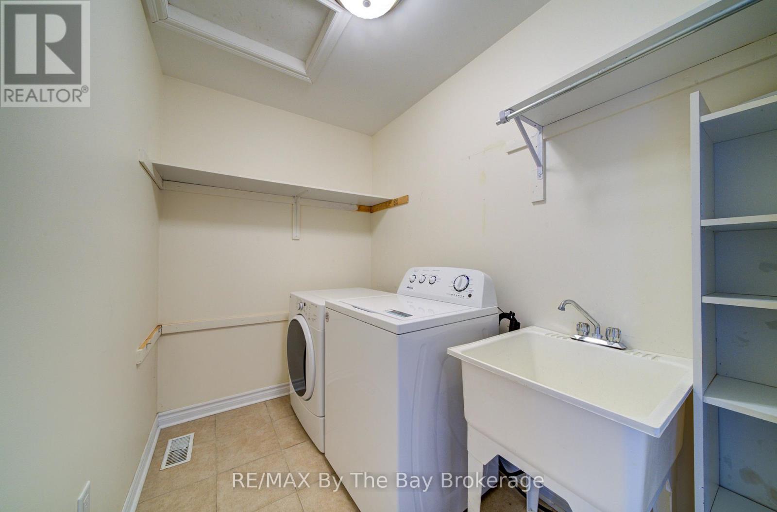 13 Tona Trail, Wasaga Beach, ON