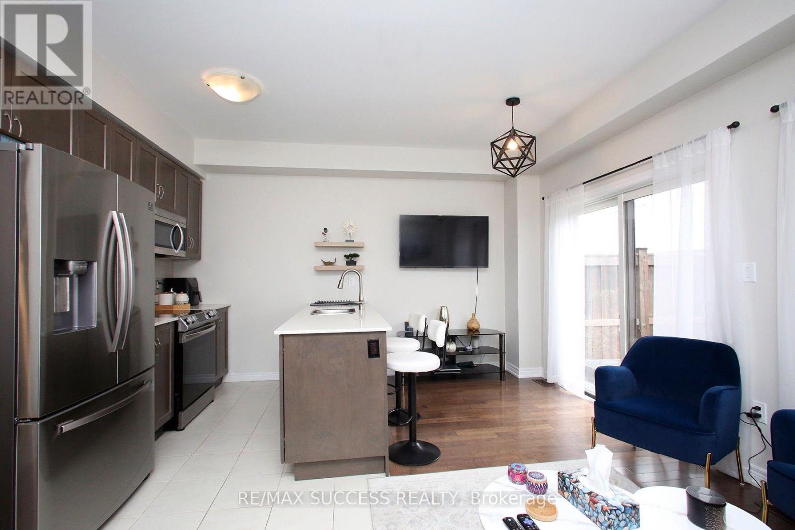 71 - 377 Glancaster Road, Hamilton, ON