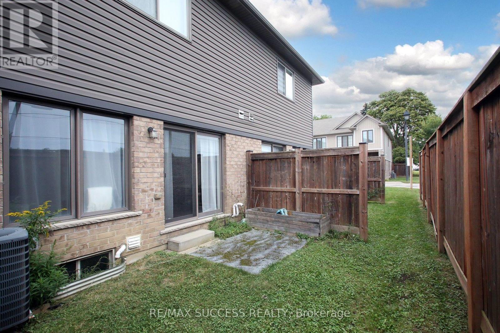 71 - 377 Glancaster Road, Hamilton, ON