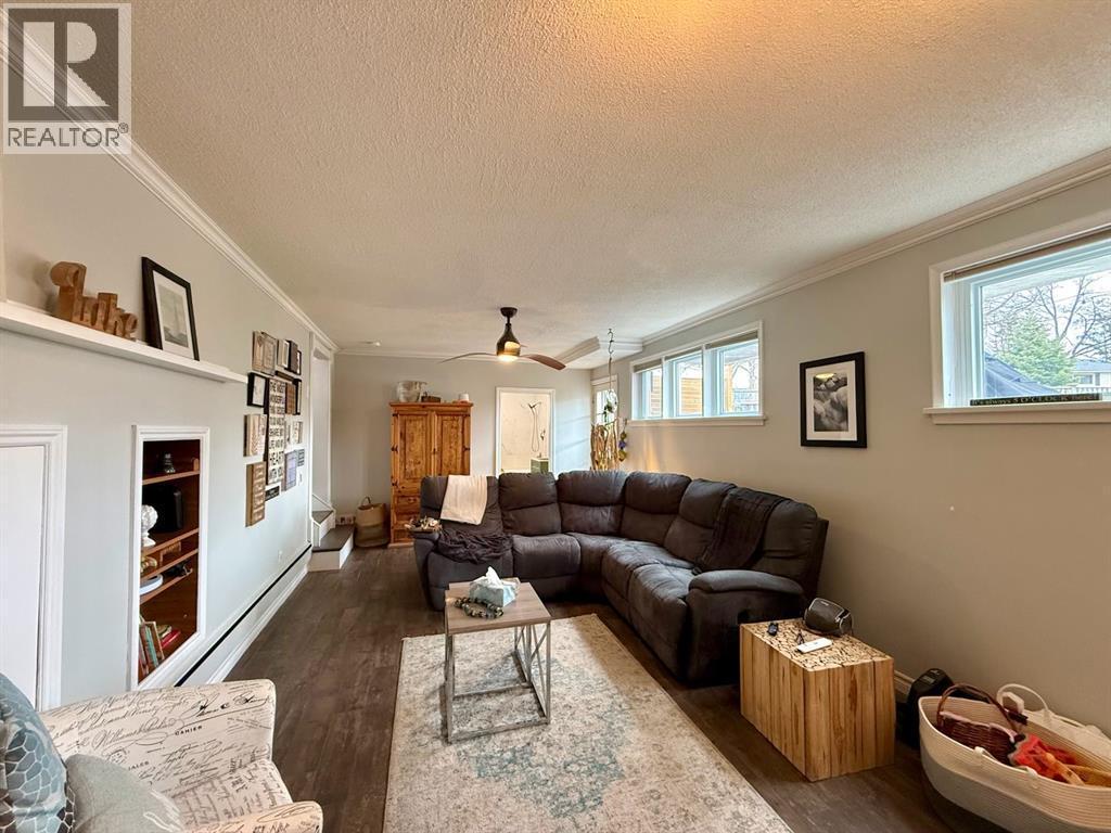 1137 Gurd Street, Sarnia, ON