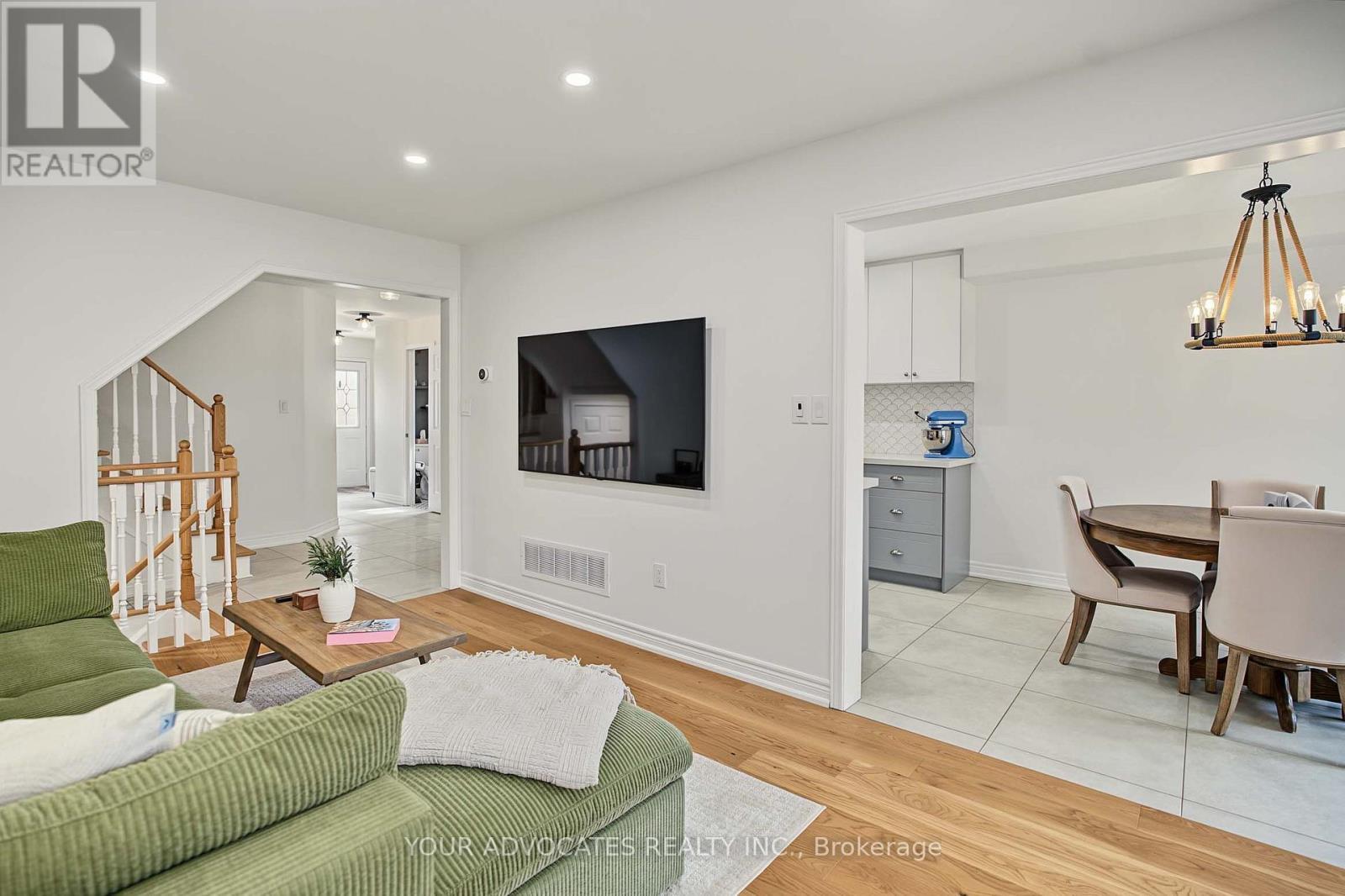 14 La Neve Avenue, Vaughan, ON