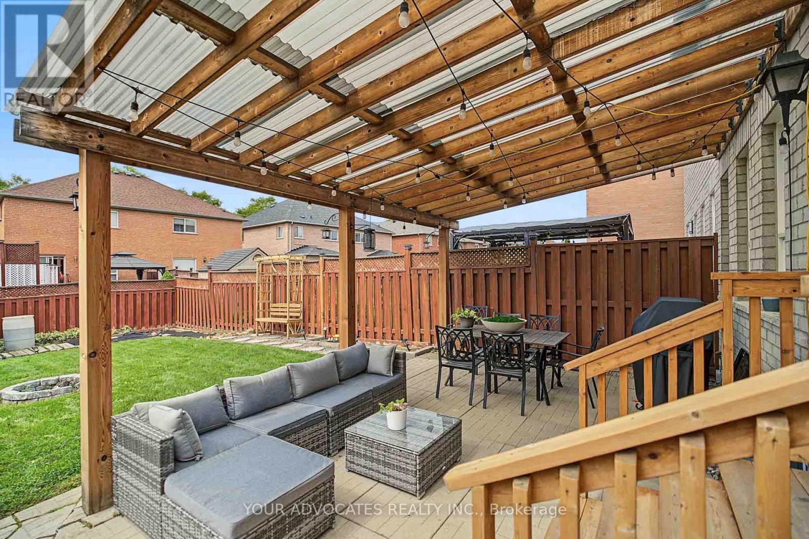 14 La Neve Avenue, Vaughan, ON