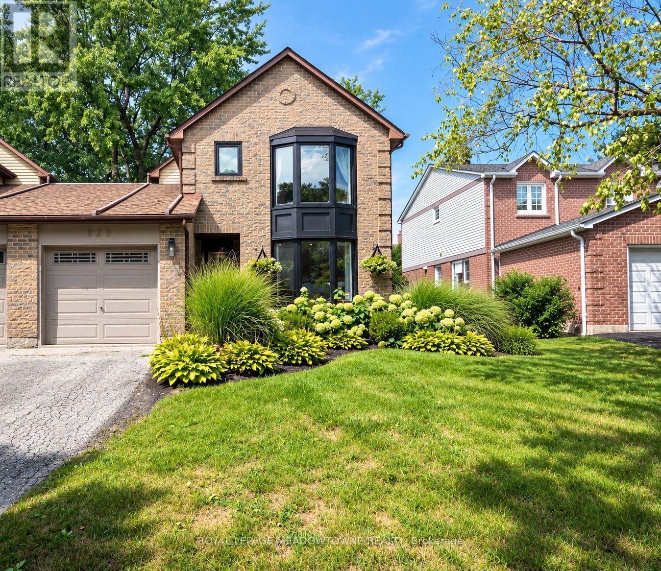 823 Laurier Avenue, Milton, ON