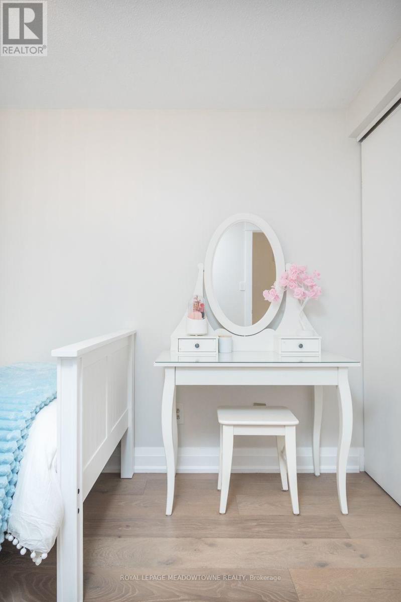 823 Laurier Avenue, Milton, ON