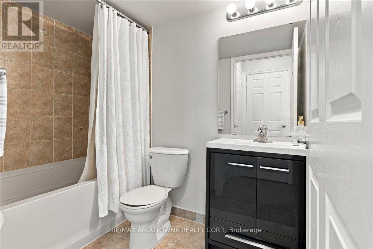 807 - 2391 Central Park Drive, Oakville, ON