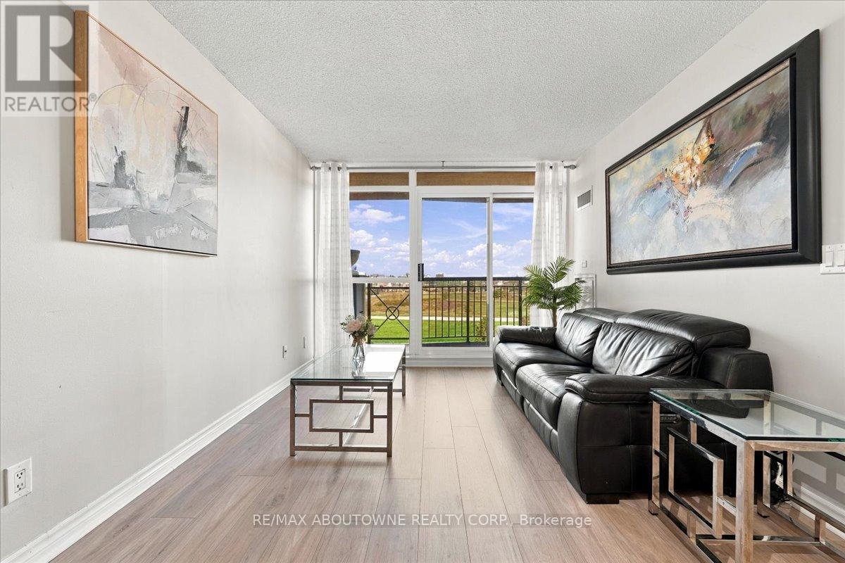 807 - 2391 Central Park Drive, Oakville, ON