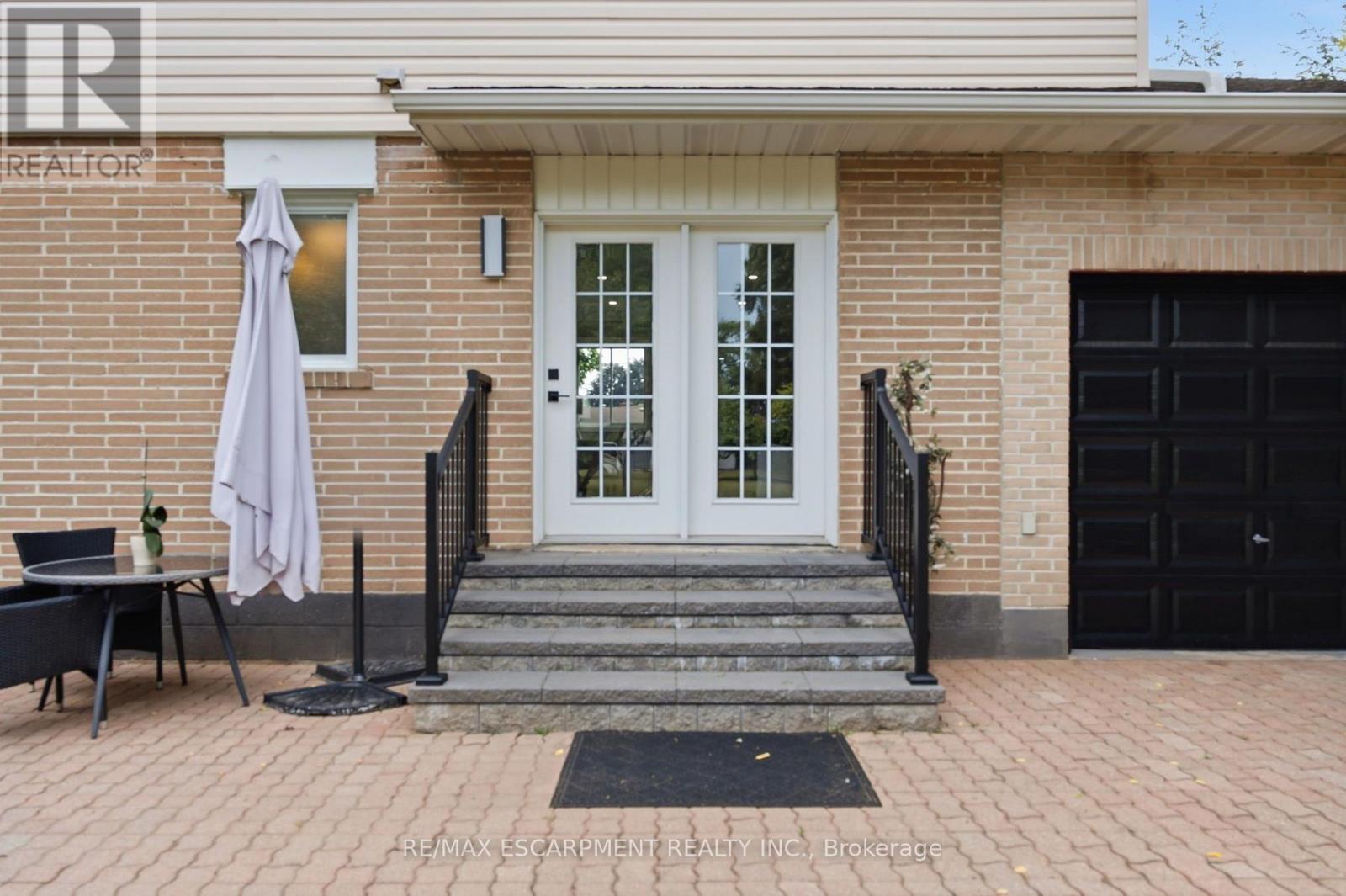 513 Maplehurst Avenue, Oakville, ON