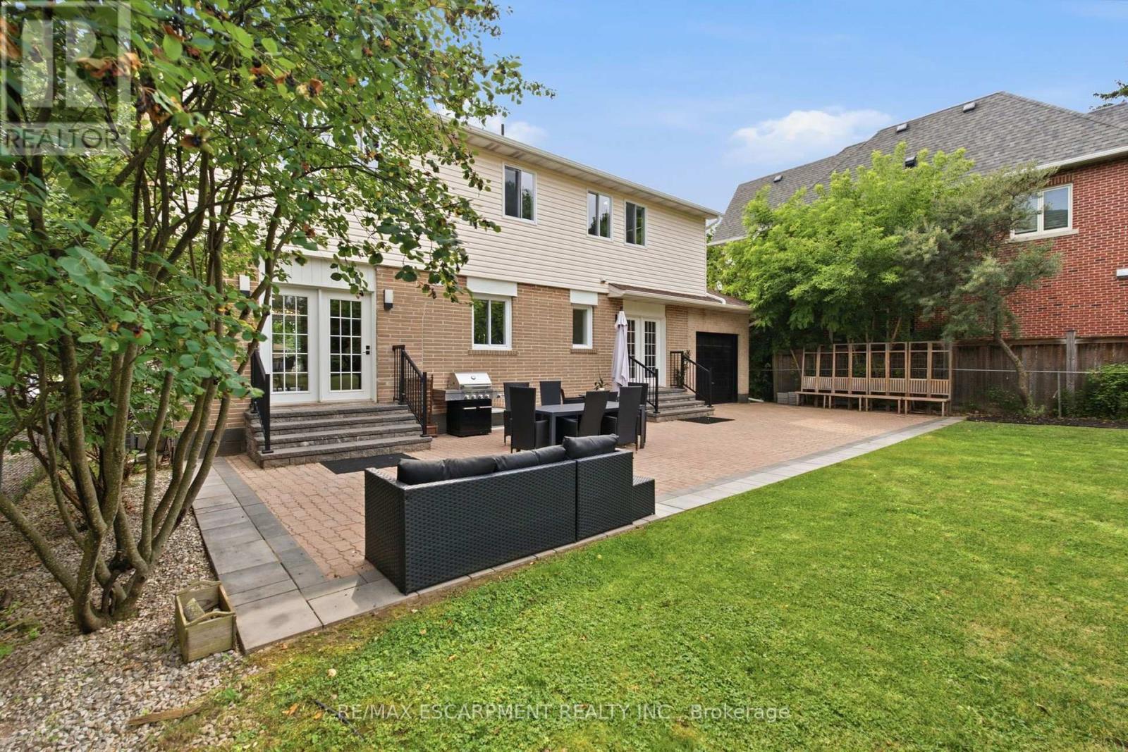 513 Maplehurst Avenue, Oakville, ON