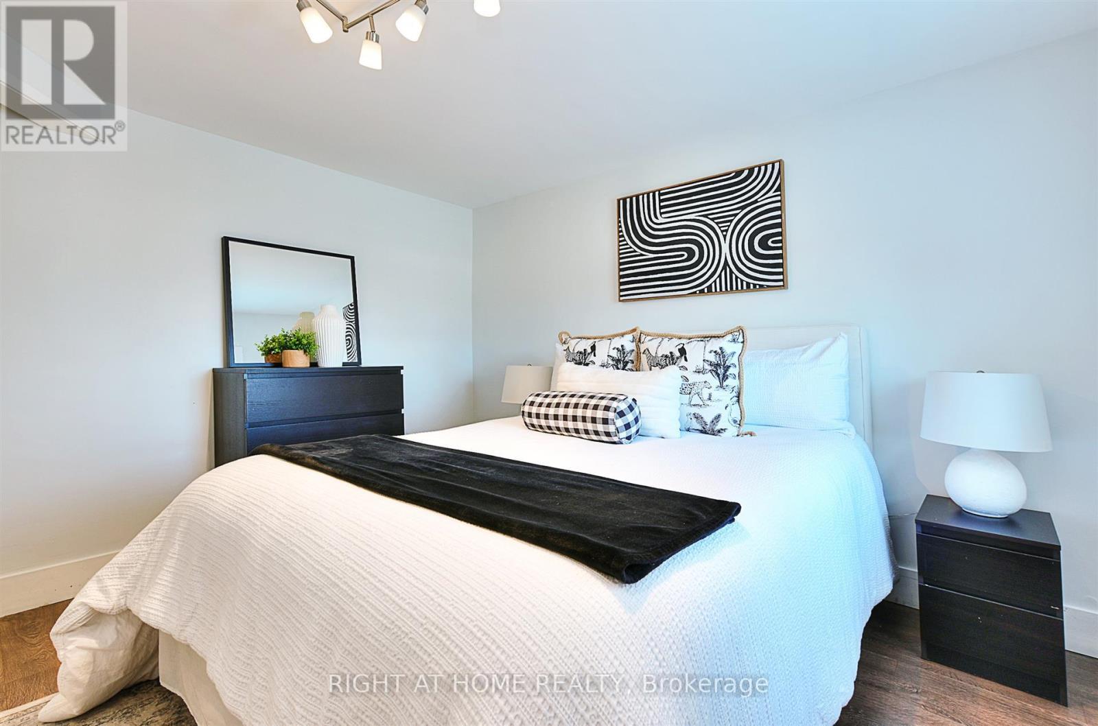 183 Earlscourt Avenue, Toronto, ON