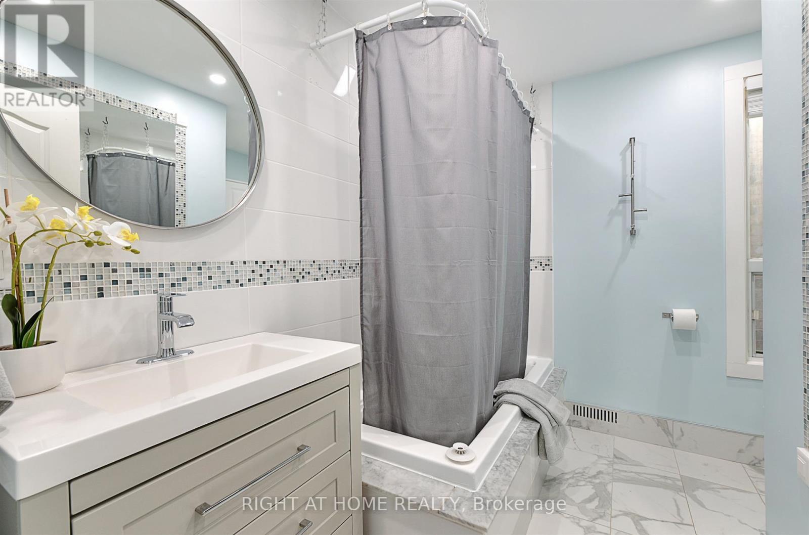 183 Earlscourt Avenue, Toronto, ON