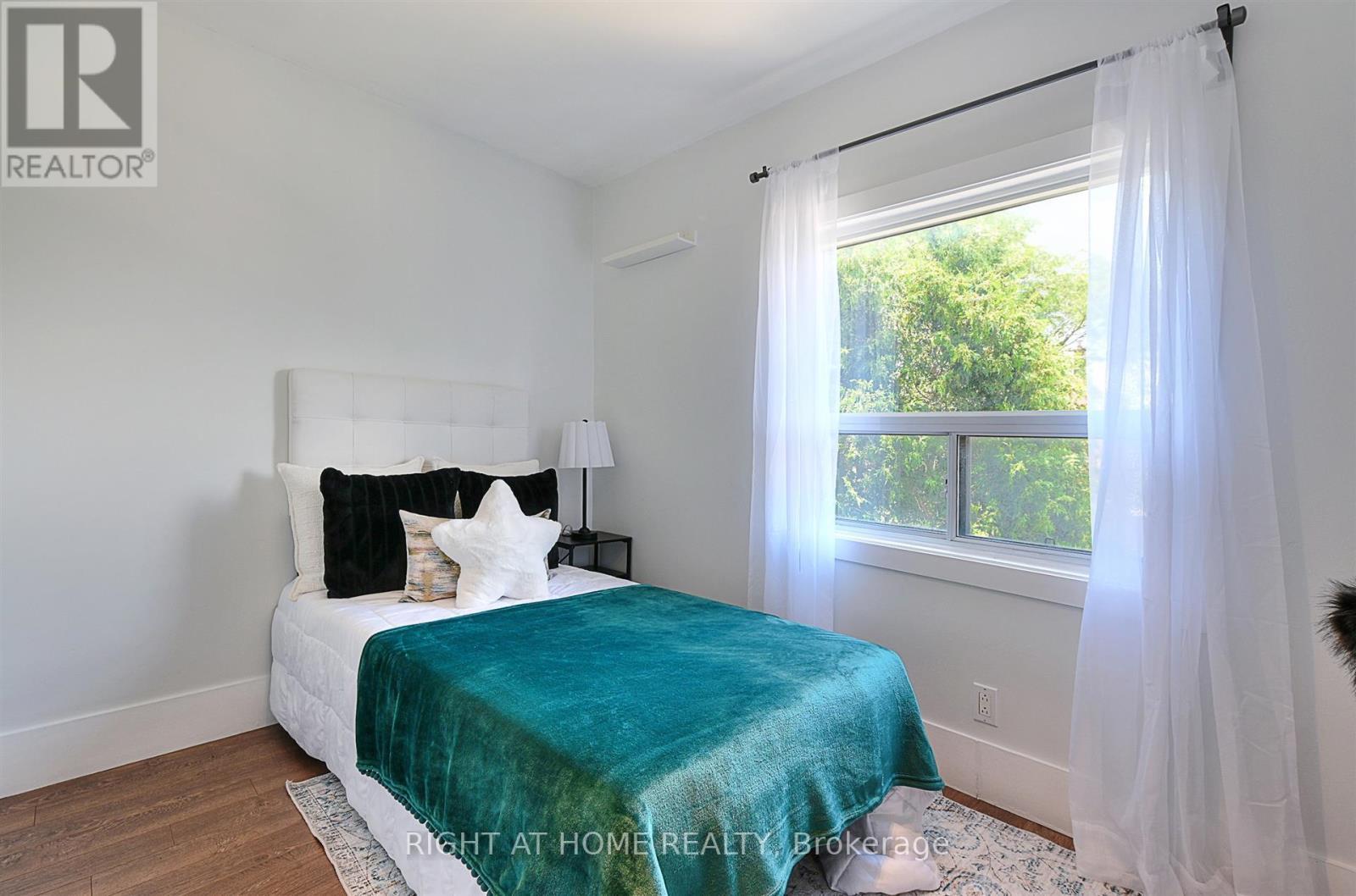 183 Earlscourt Avenue, Toronto, ON