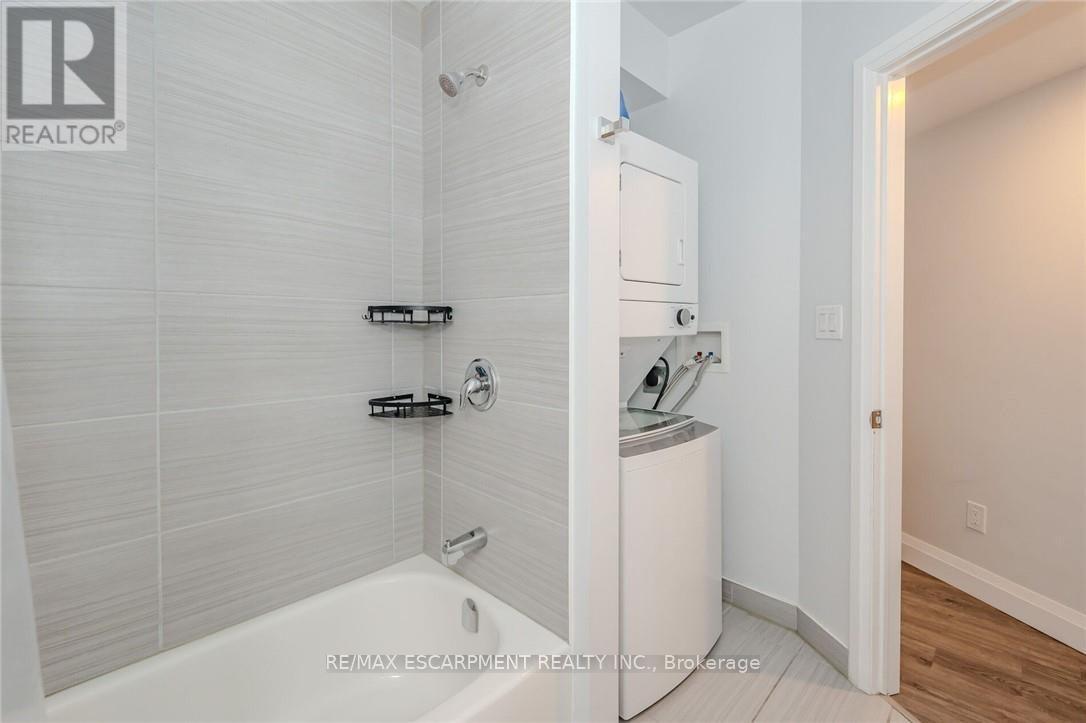 Main floor unit (#2) - 74 Cathcart Street, Hamilton, ON