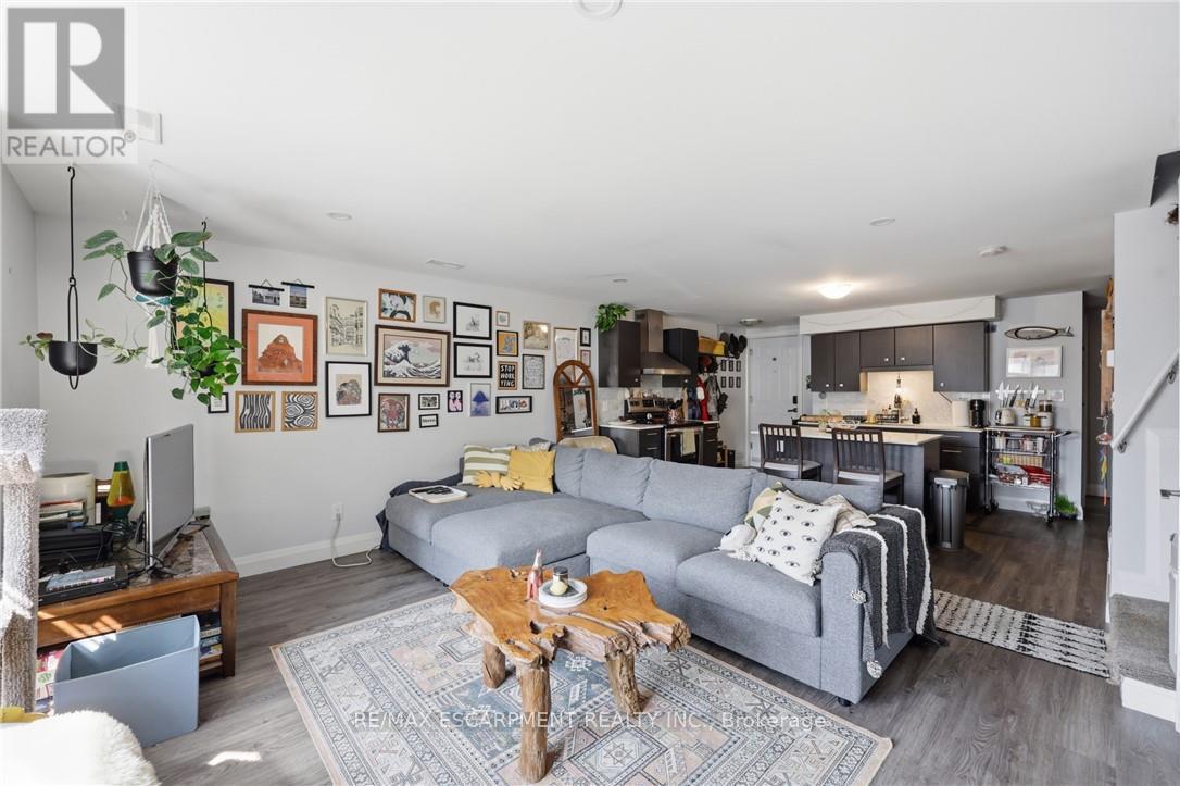 Upper floor unit: 2 levels (#3) - 74 Cathcart Street, Hamilton, ON