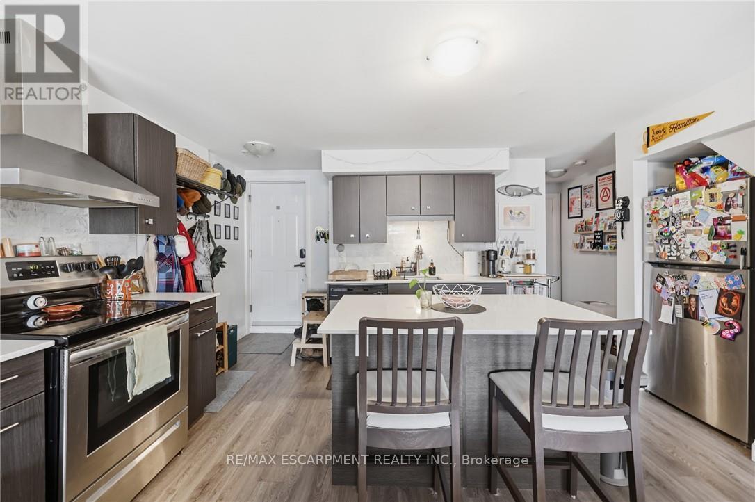 Upper floor unit: 2 levels (#3) - 74 Cathcart Street, Hamilton, ON