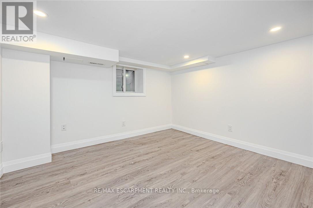 Lower Unit (#1) - 74 Cathcart Street, Hamilton, ON