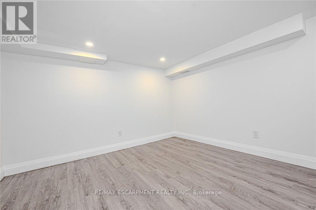 Lower Unit (#1) - 74 Cathcart Street, Hamilton, ON