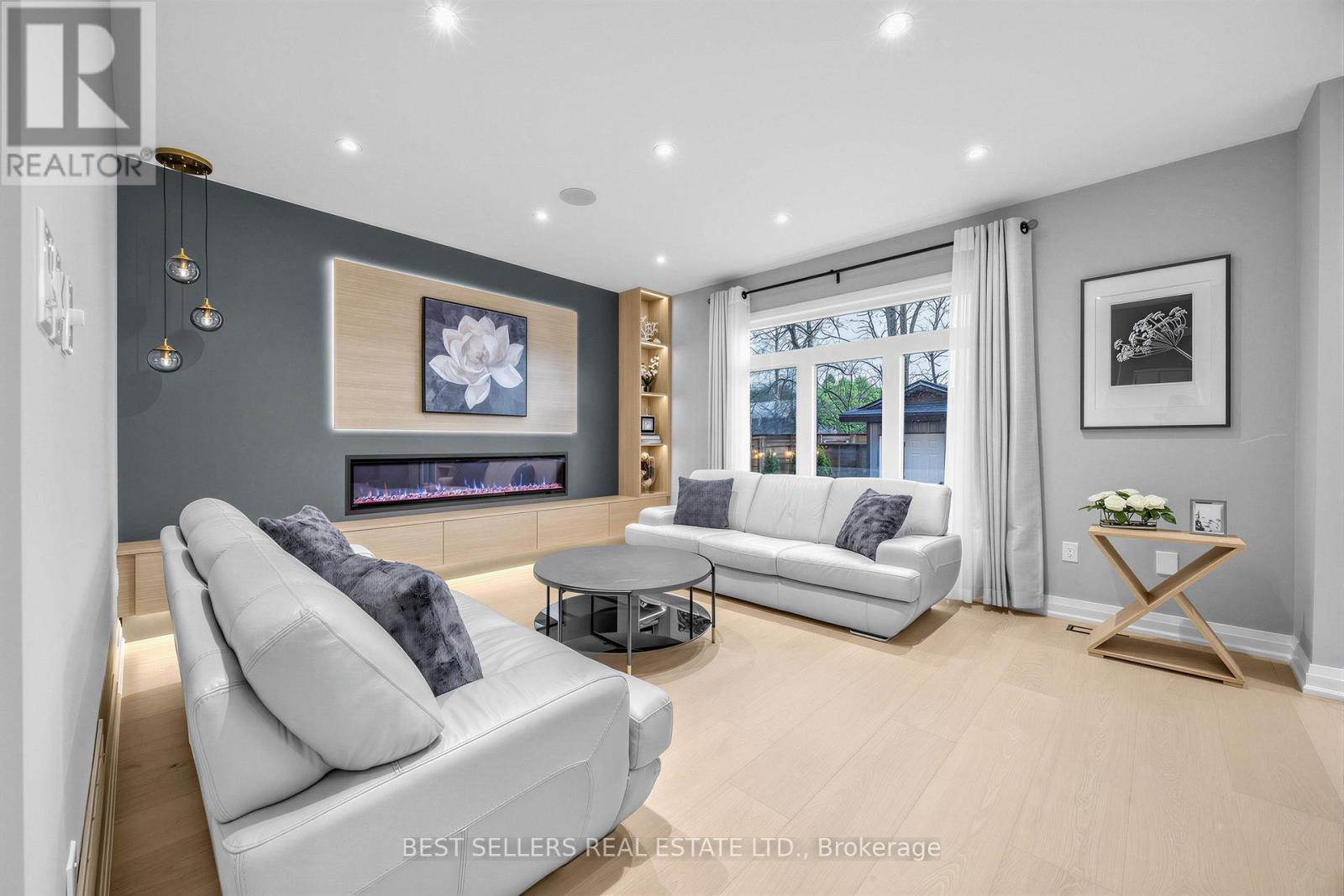 395 Klein Circle, Hamilton, ON
