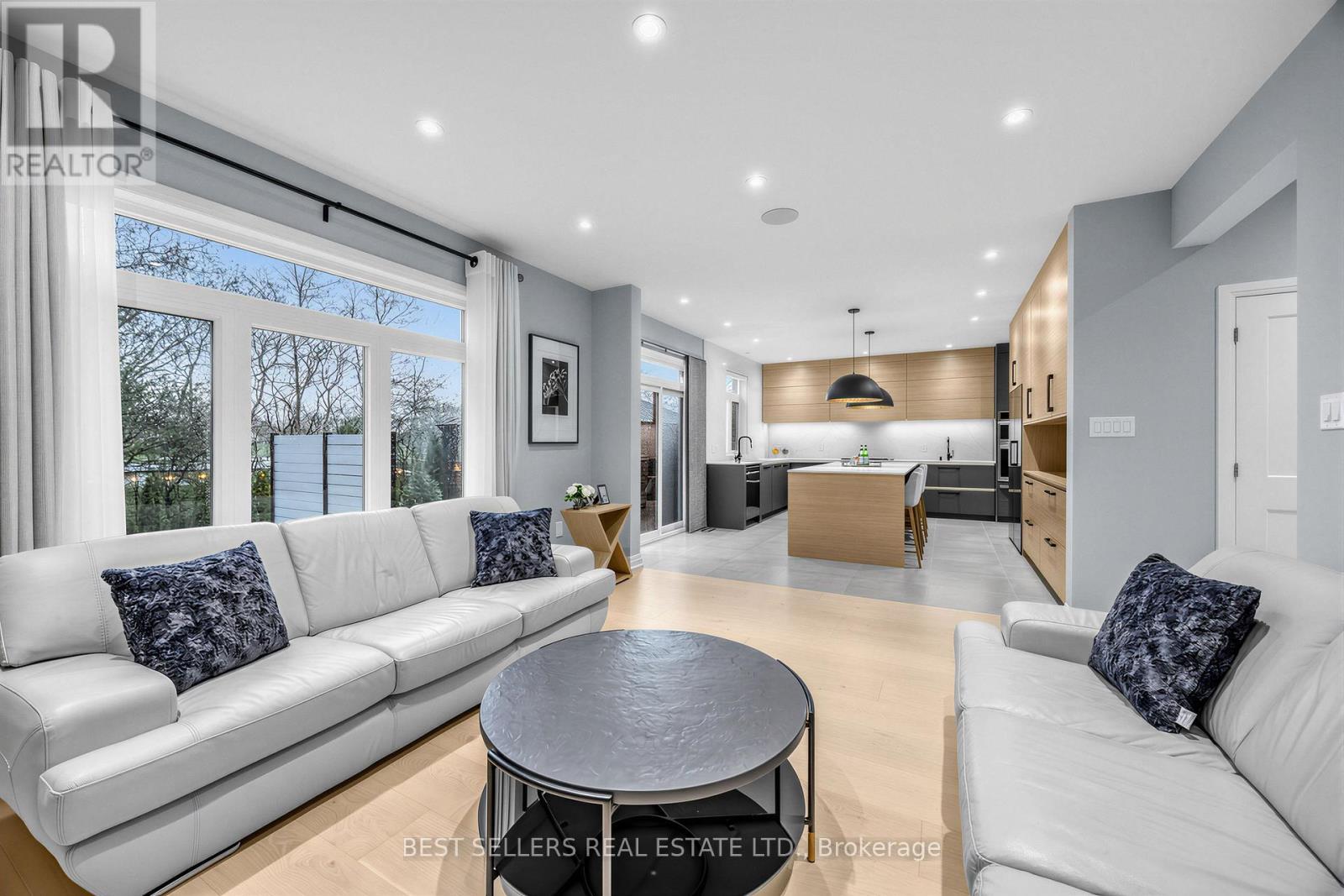 395 Klein Circle, Hamilton, ON