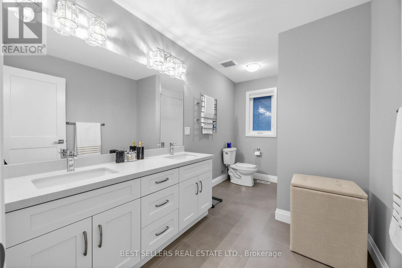 395 Klein Circle, Hamilton, ON