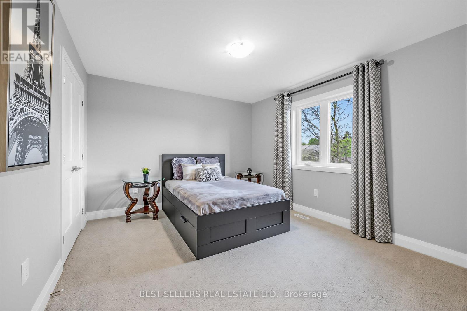 395 Klein Circle, Hamilton, ON