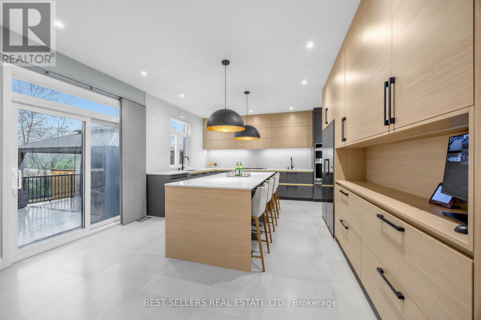 395 Klein Circle, Hamilton, ON