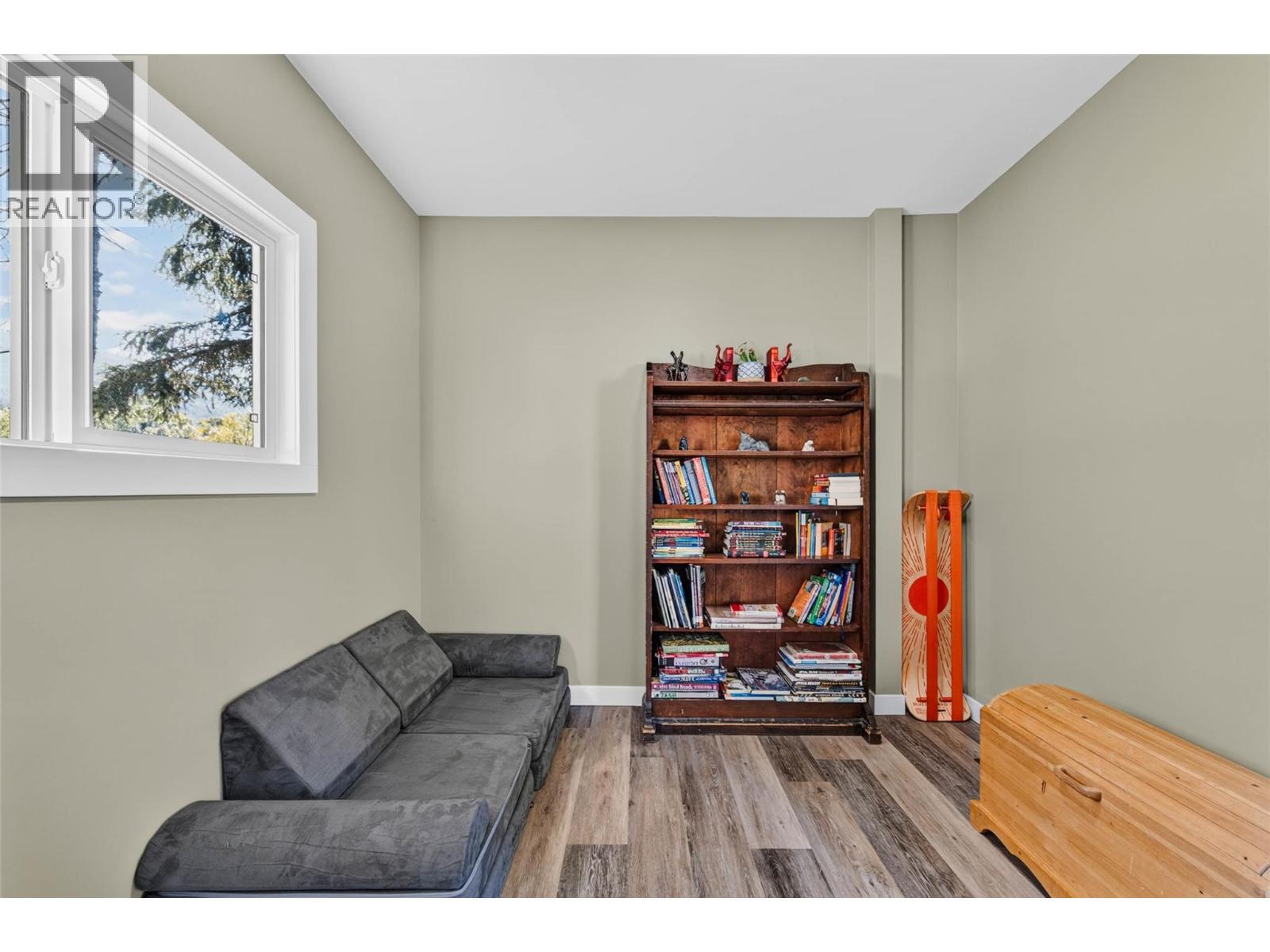 717 Larsen Road, Salmo, BC