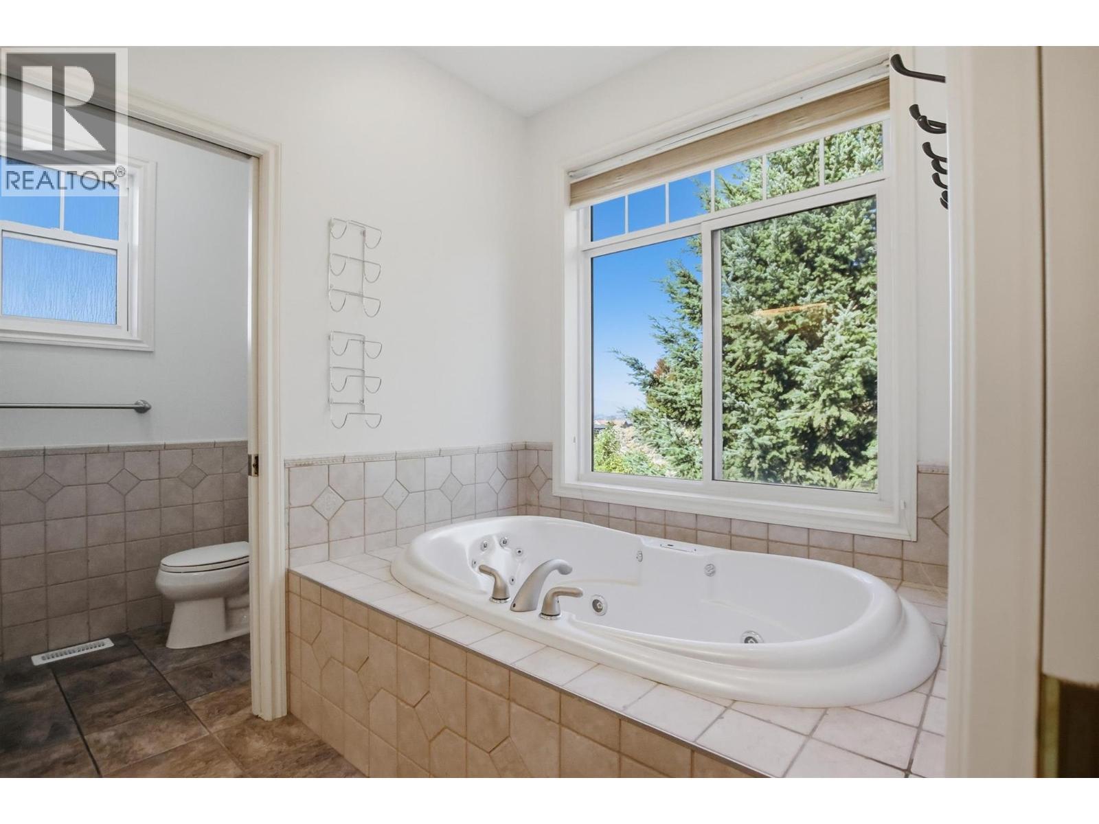 317 Mariposa Court, Kamloops, BC