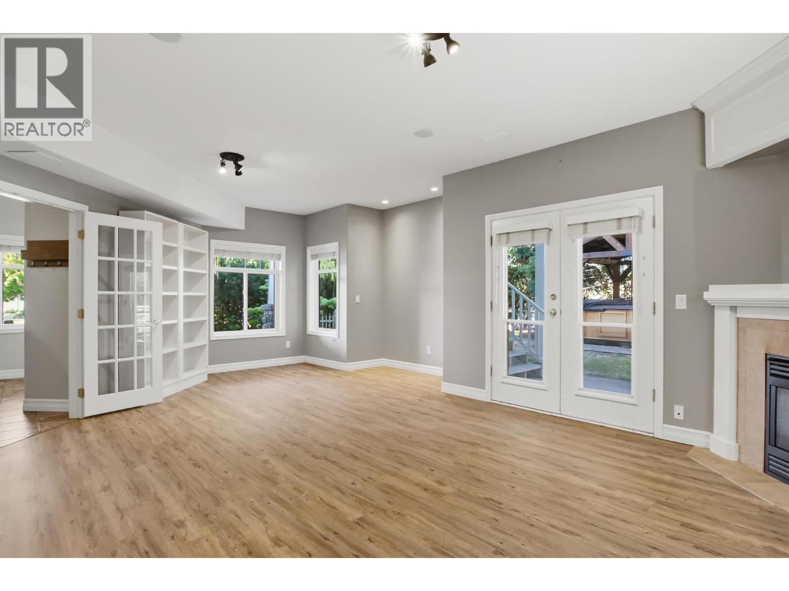 317 Mariposa Court, Kamloops, BC