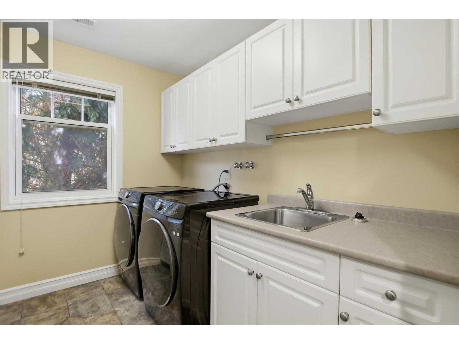 317 Mariposa Court, Kamloops, BC