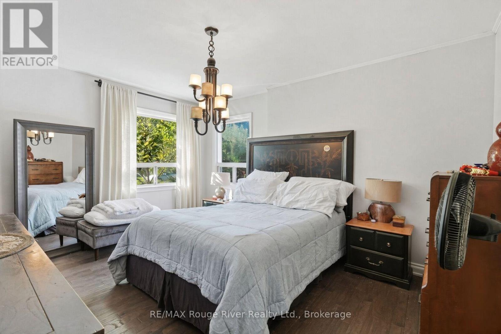42 Anson Avenue, Toronto (Cliffcrest), ON