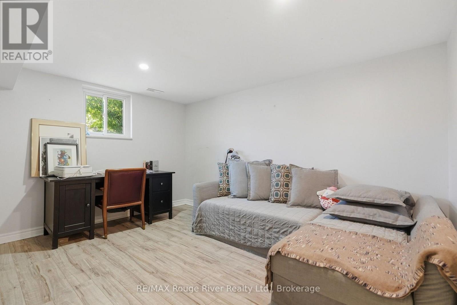 42 Anson Avenue, Toronto (Cliffcrest), ON