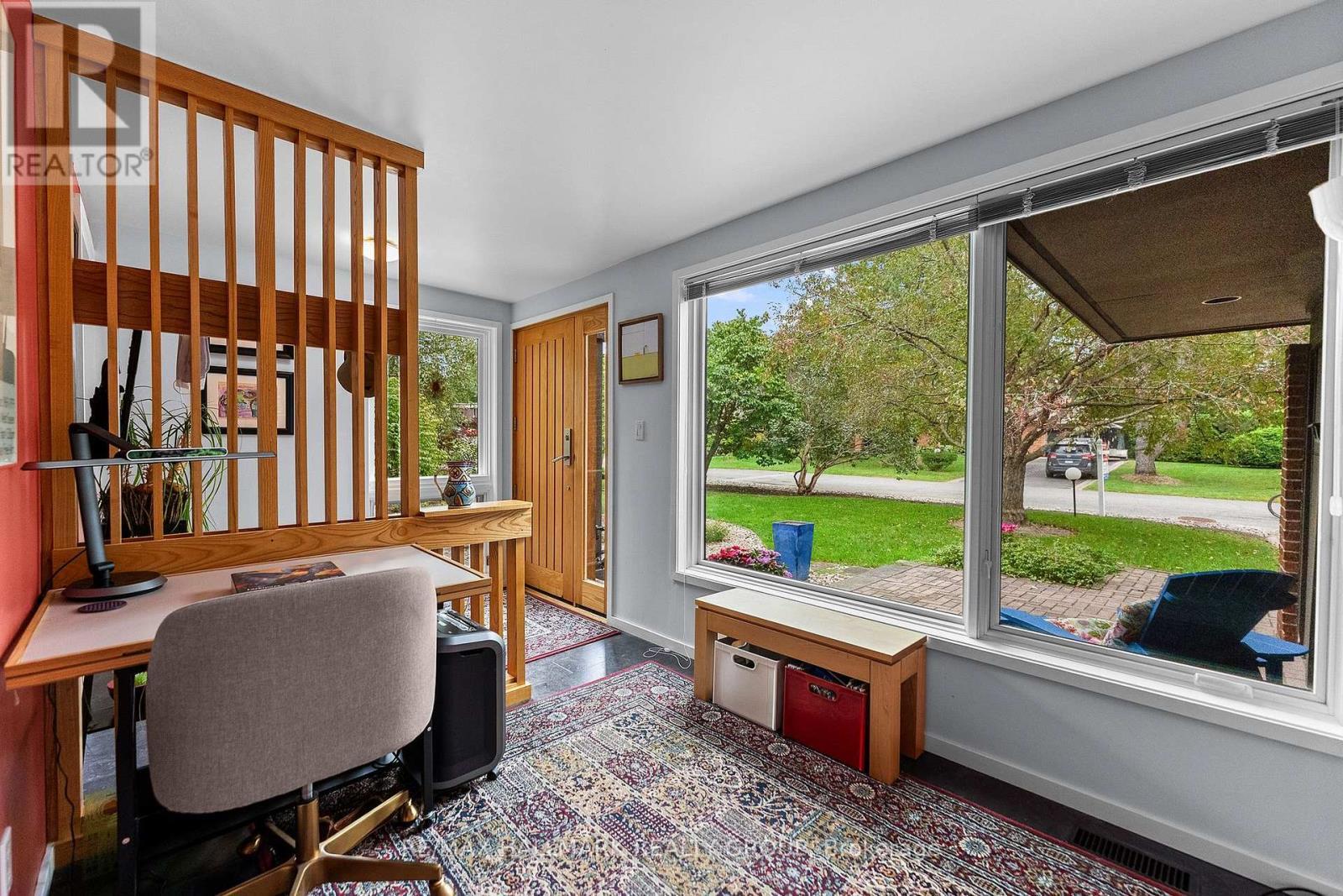 14 Sandwell Crescent, Ottawa, ON