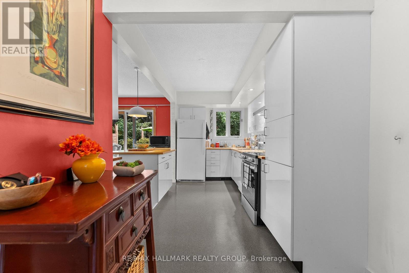 14 Sandwell Crescent, Ottawa, ON