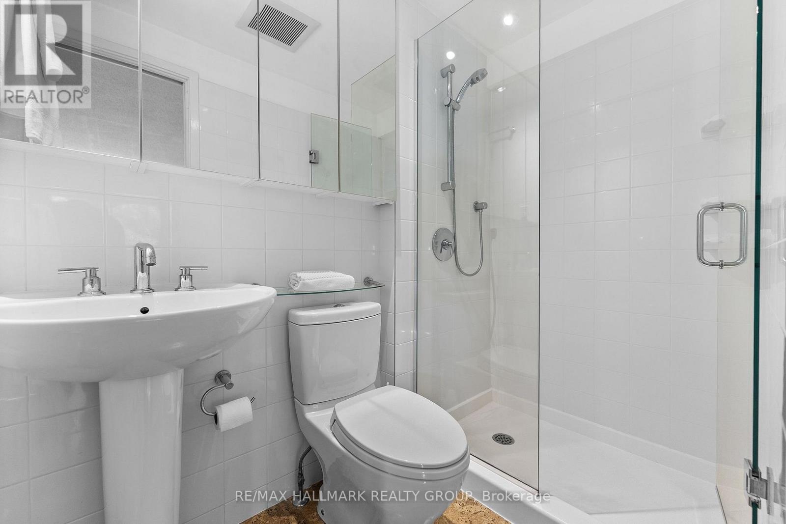 14 Sandwell Crescent, Ottawa, ON