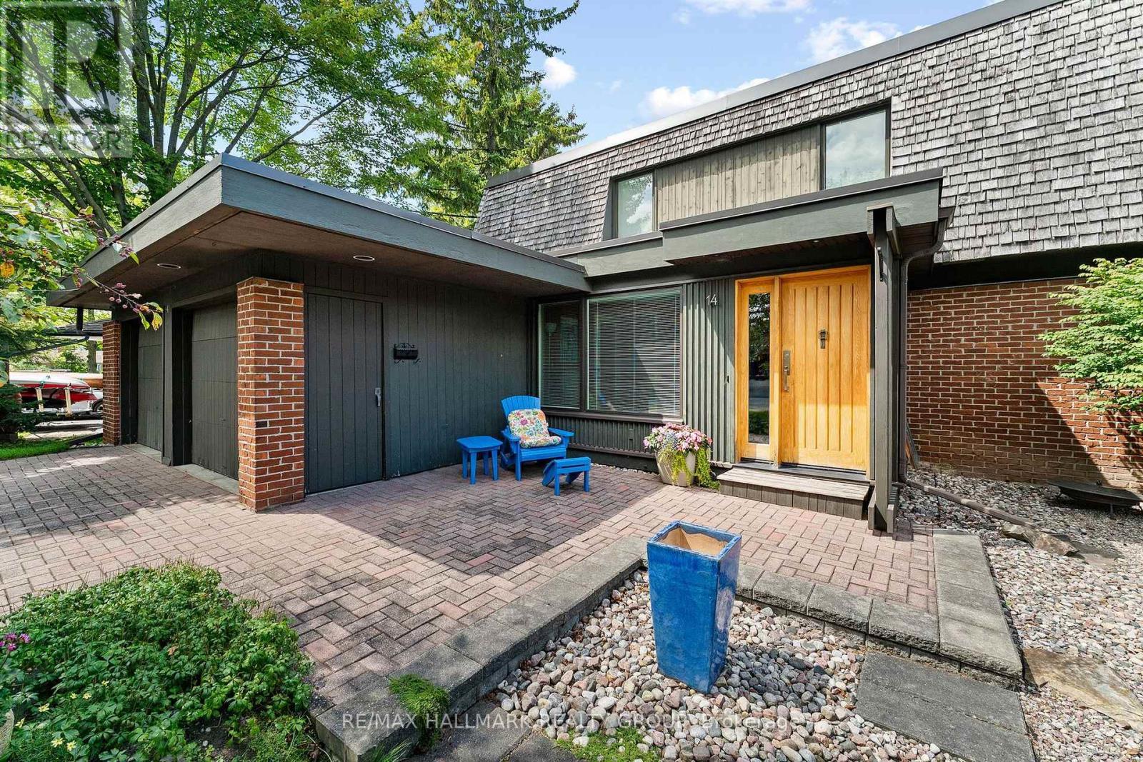 14 Sandwell Crescent, Ottawa, ON