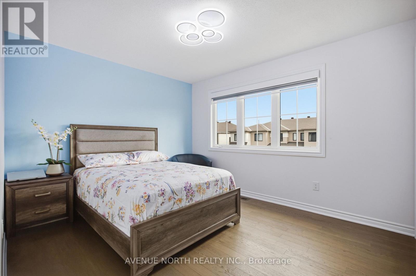 834 Regulus Ridge, Ottawa, ON