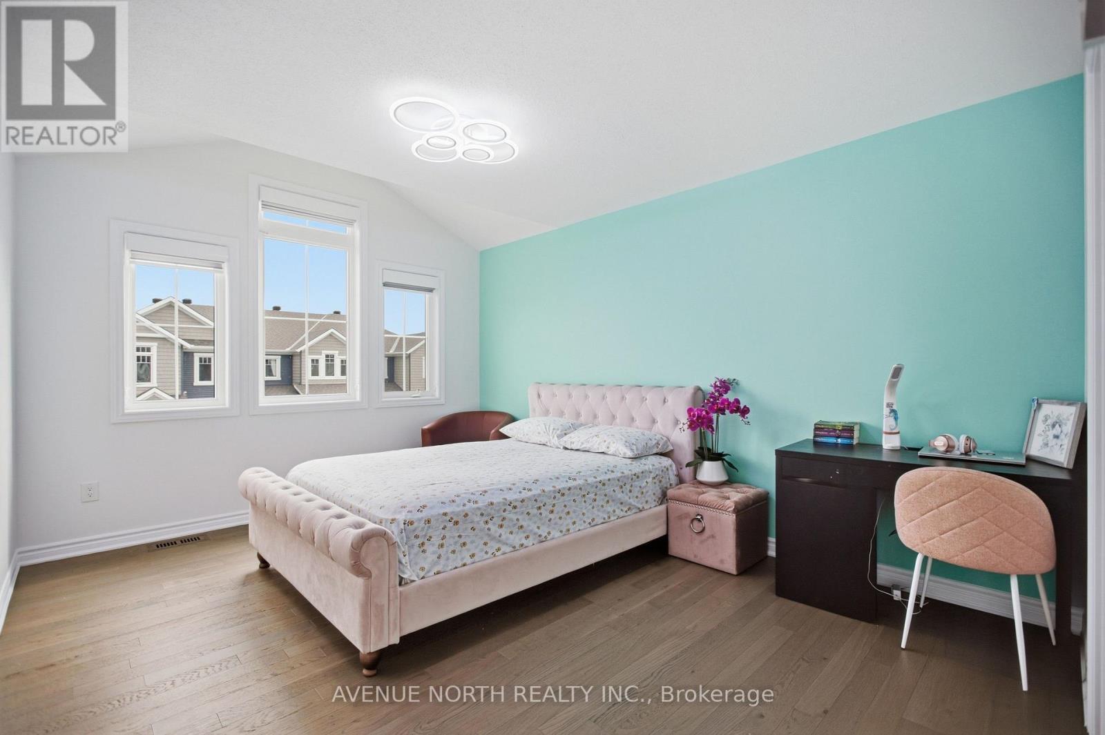 834 Regulus Ridge, Ottawa, ON