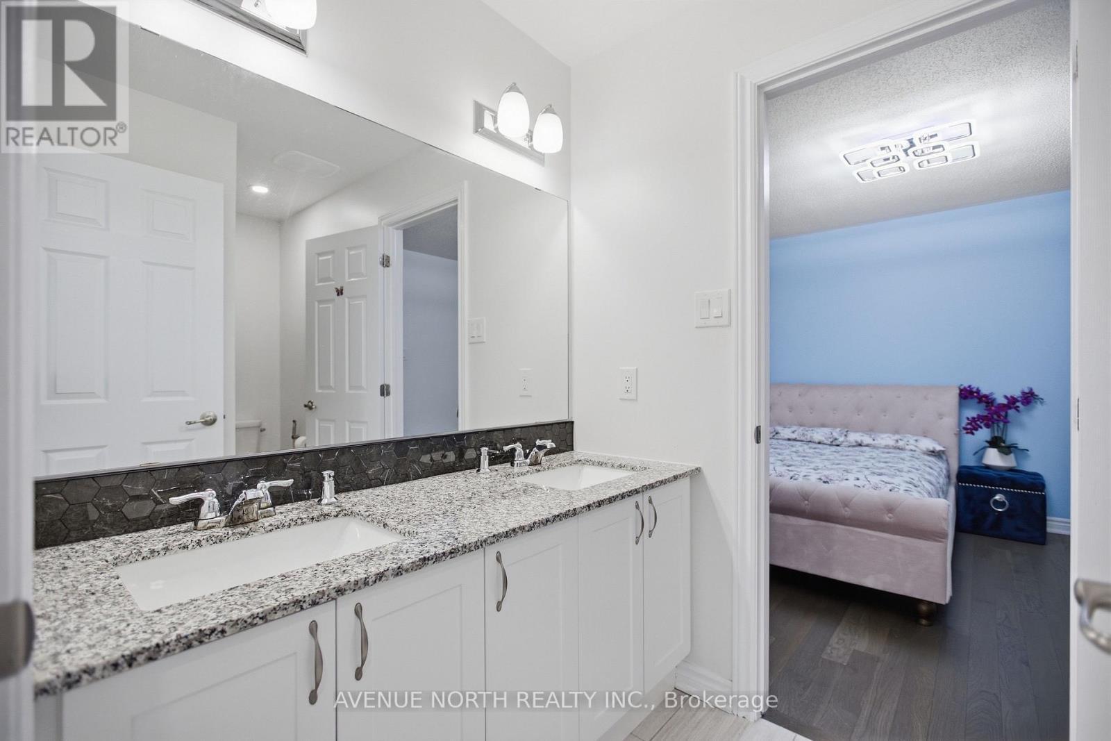 834 Regulus Ridge, Ottawa, ON