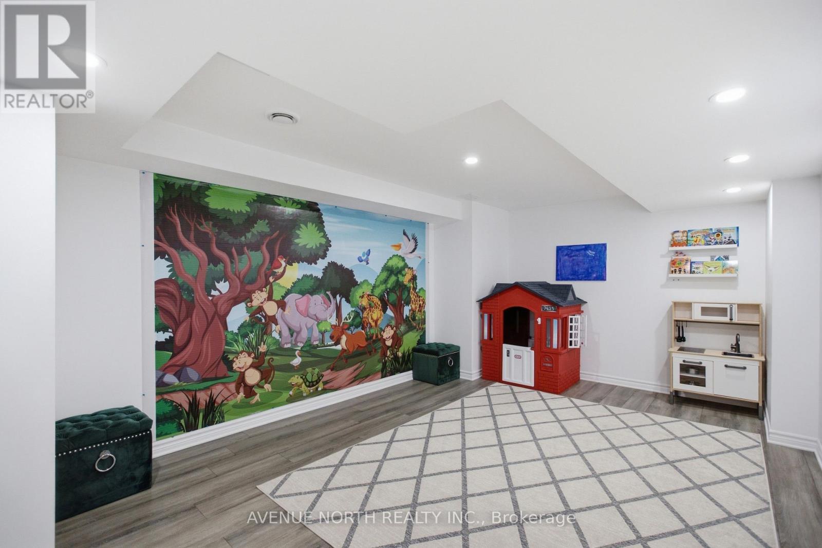 834 Regulus Ridge, Ottawa, ON