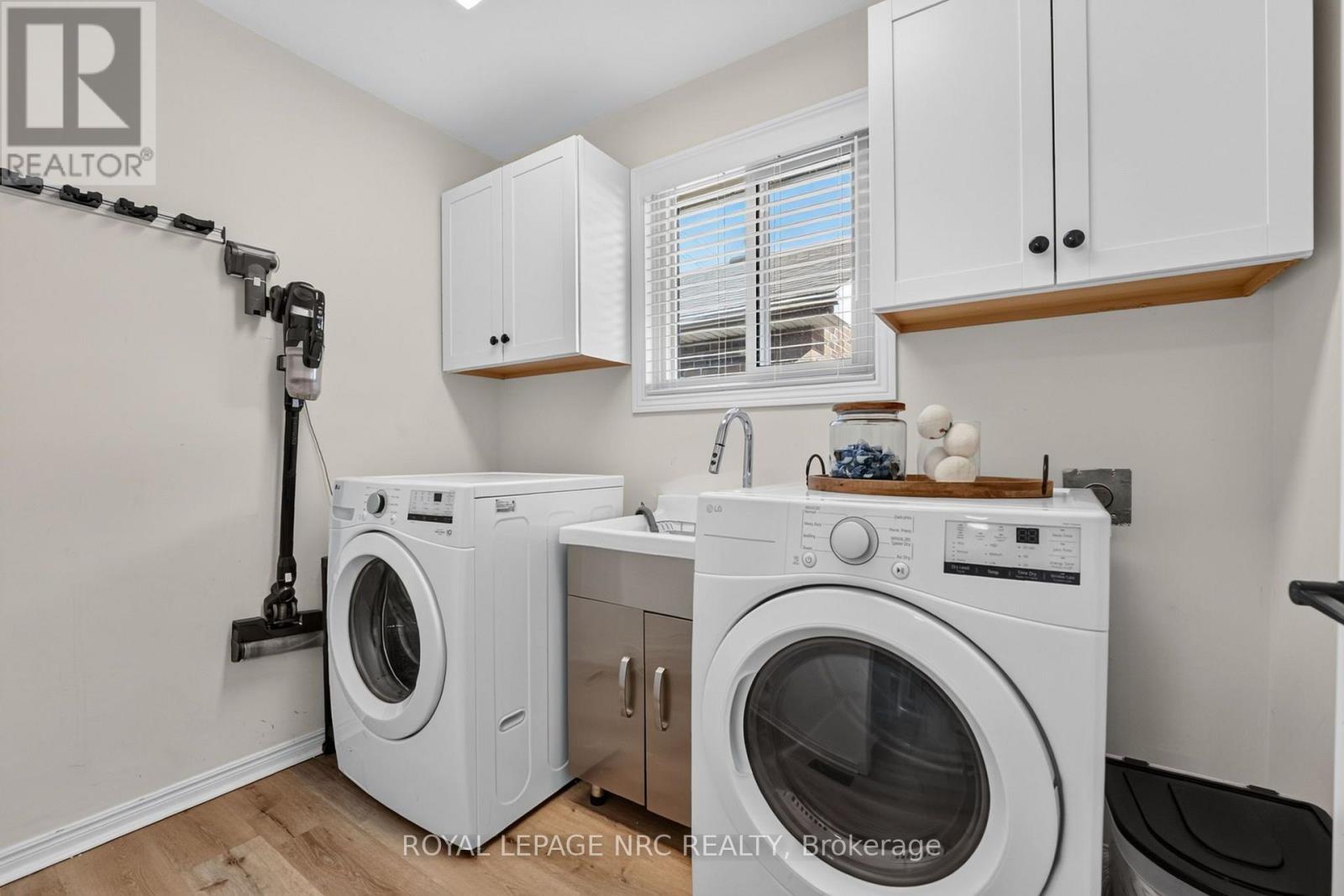 160 Vansickle Road, St. Catharines (Rykert/Vansickle), ON