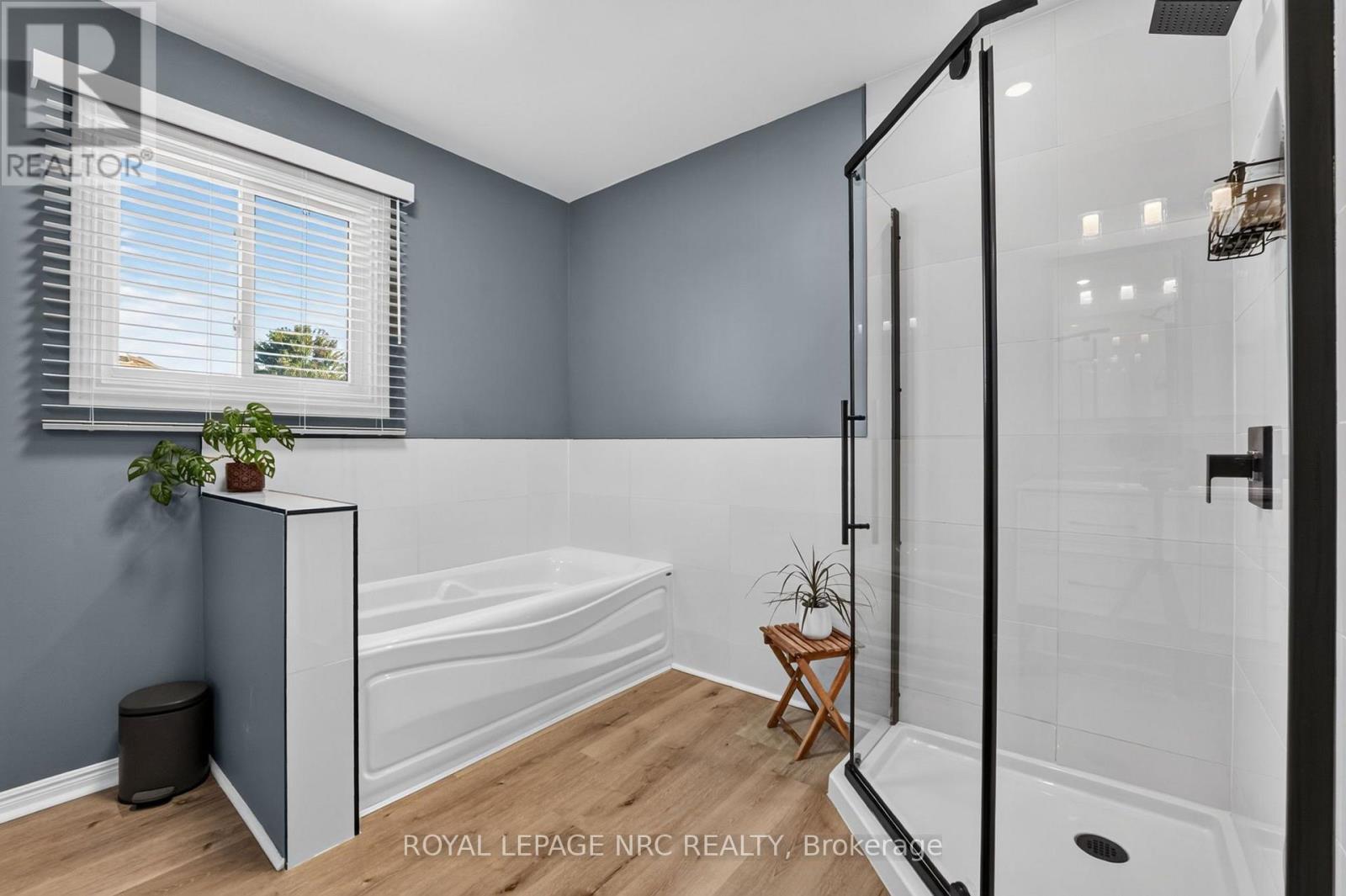 160 Vansickle Road, St. Catharines (Rykert/Vansickle), ON