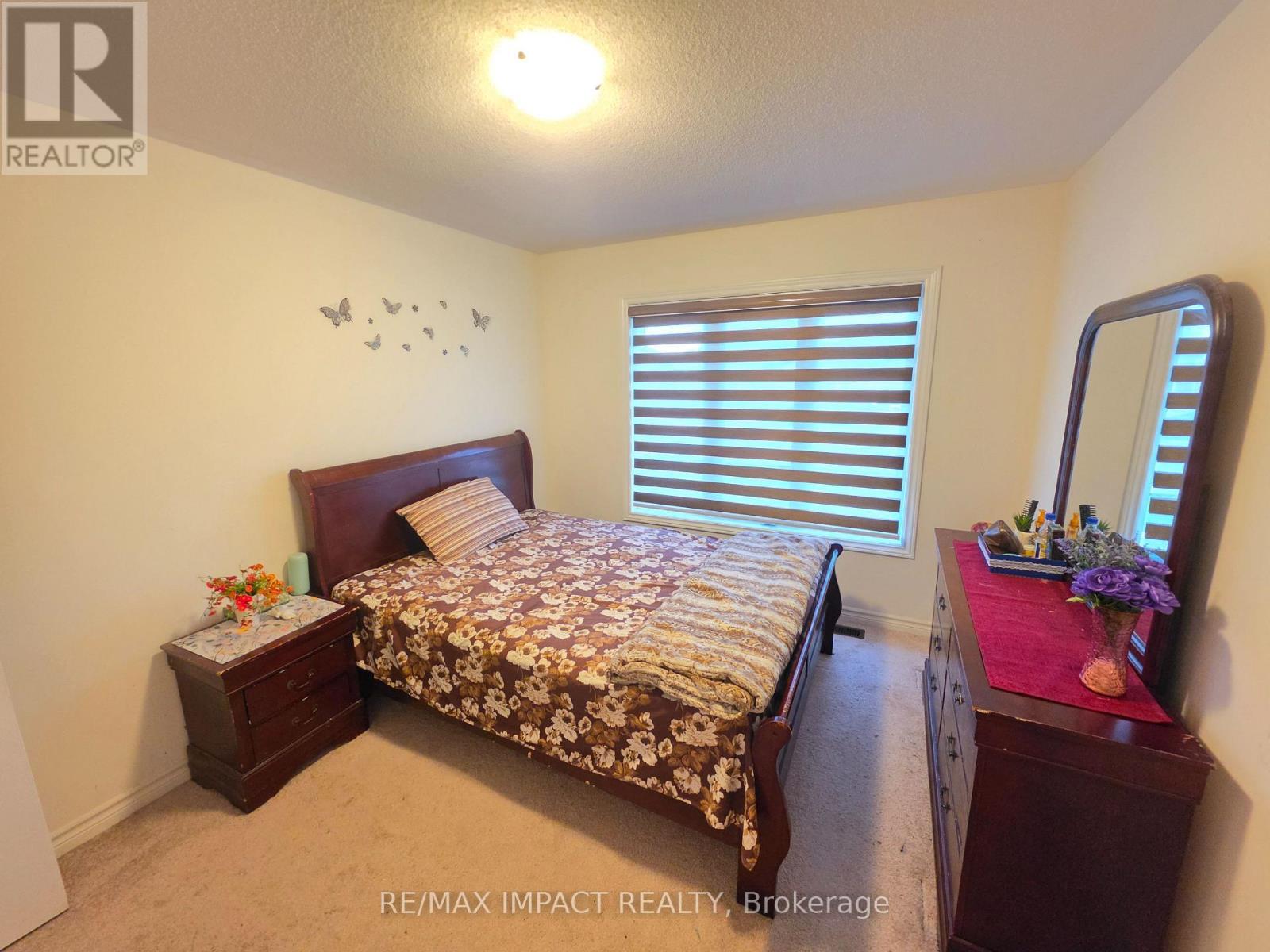 1318 Apollo Street, Oshawa, ON