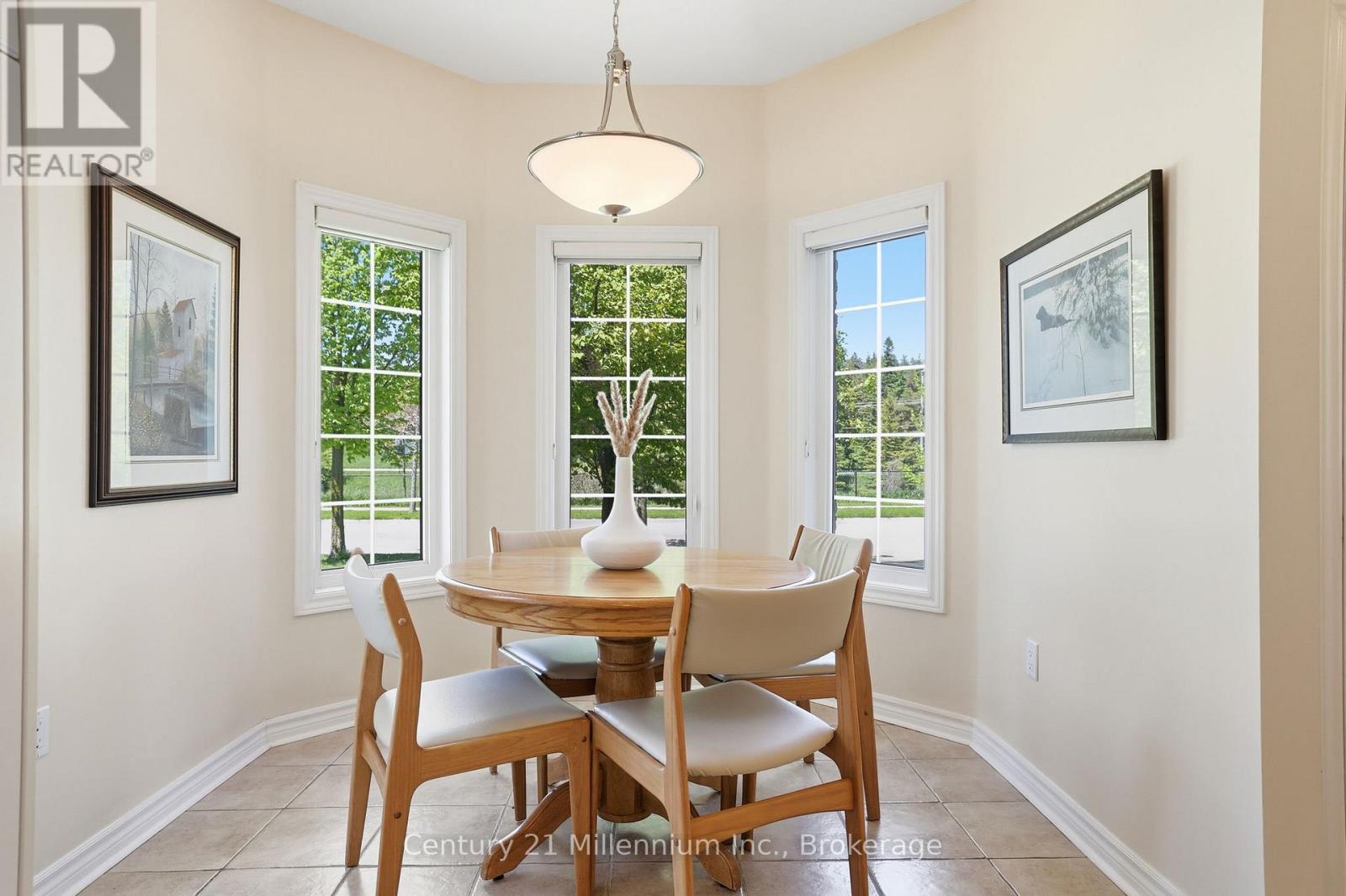 18 Thomas Drive, Collingwood, ON