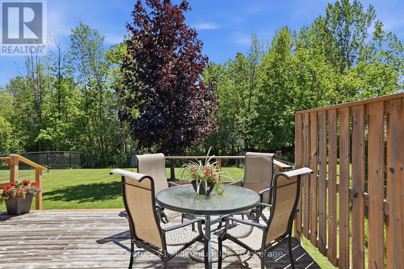 18 Thomas Drive, Collingwood, ON