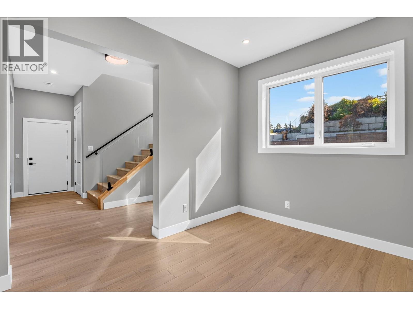 757 Barnaby Road Unit# 3, Kelowna, BC