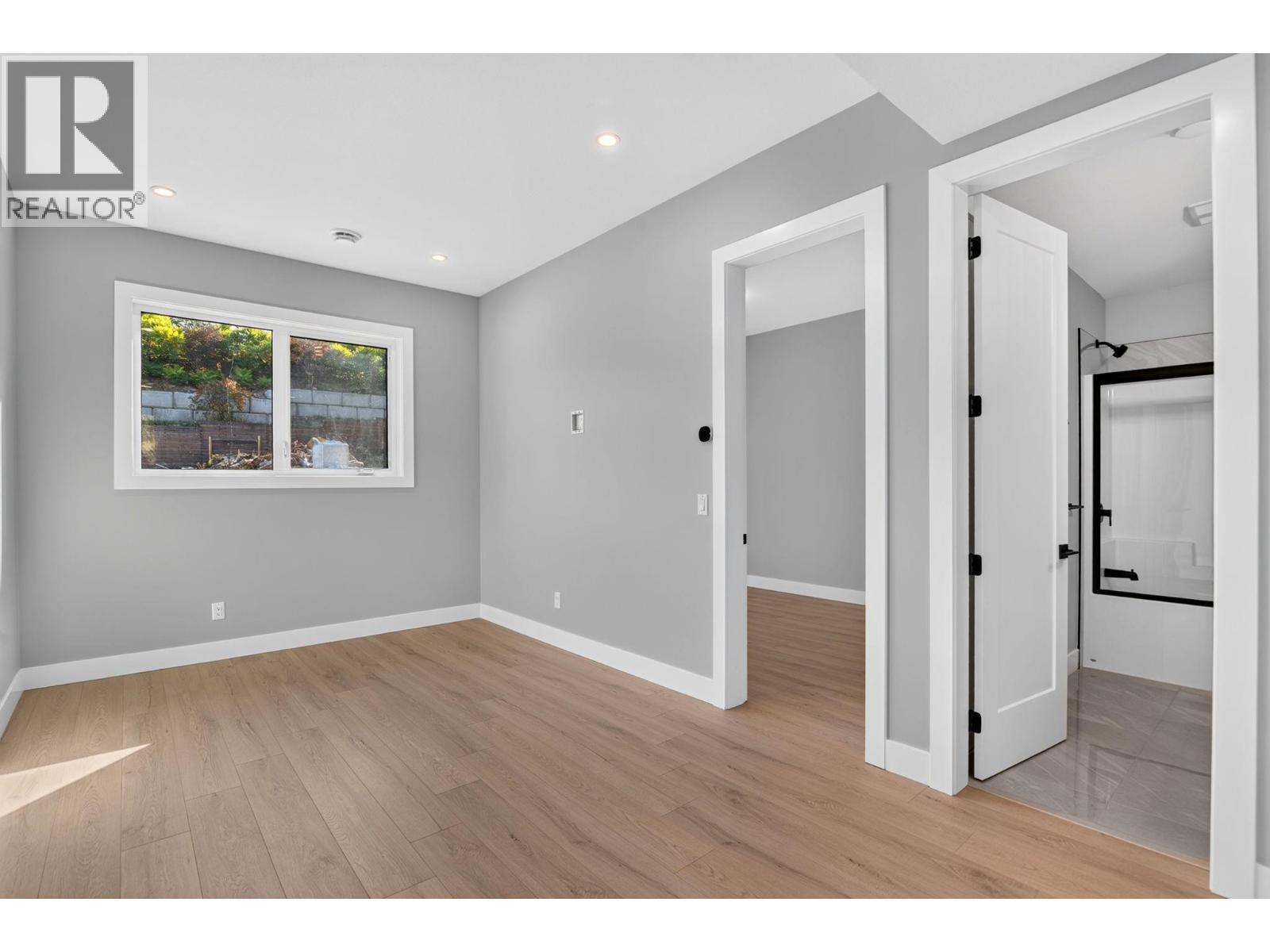 757 Barnaby Road Unit# 3, Kelowna, BC