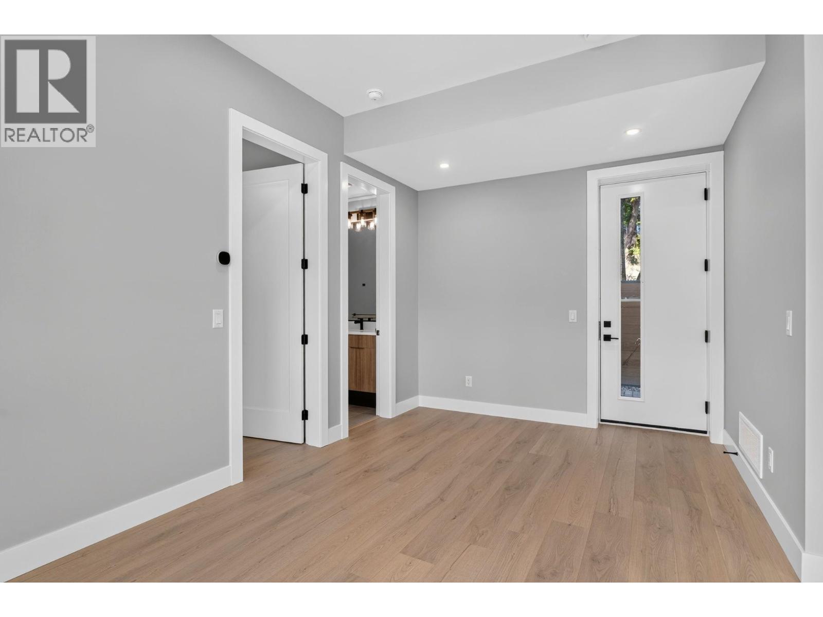 757 Barnaby Road Unit# 3, Kelowna, BC