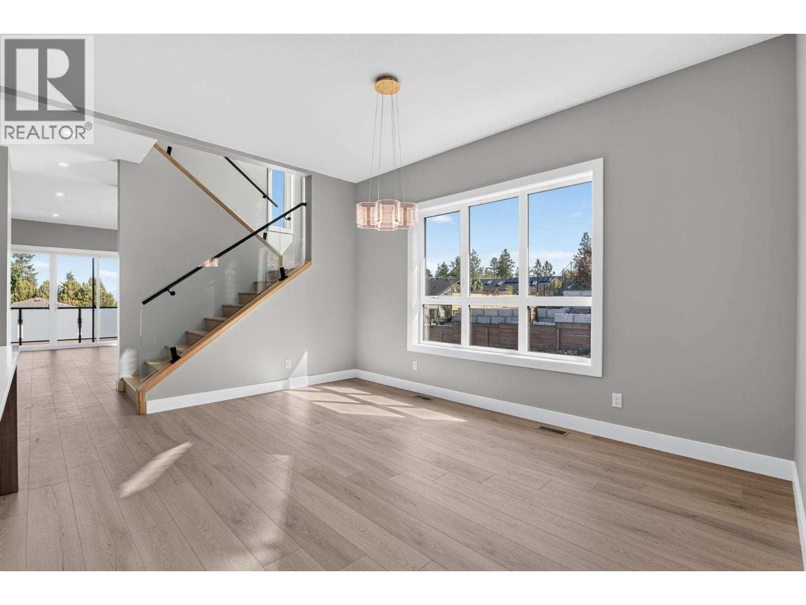 757 Barnaby Road Unit# 3, Kelowna, BC